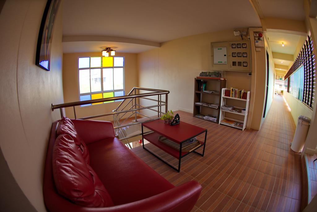 Baan Sanpoom Hotel Phitszanulok Kültér fotó