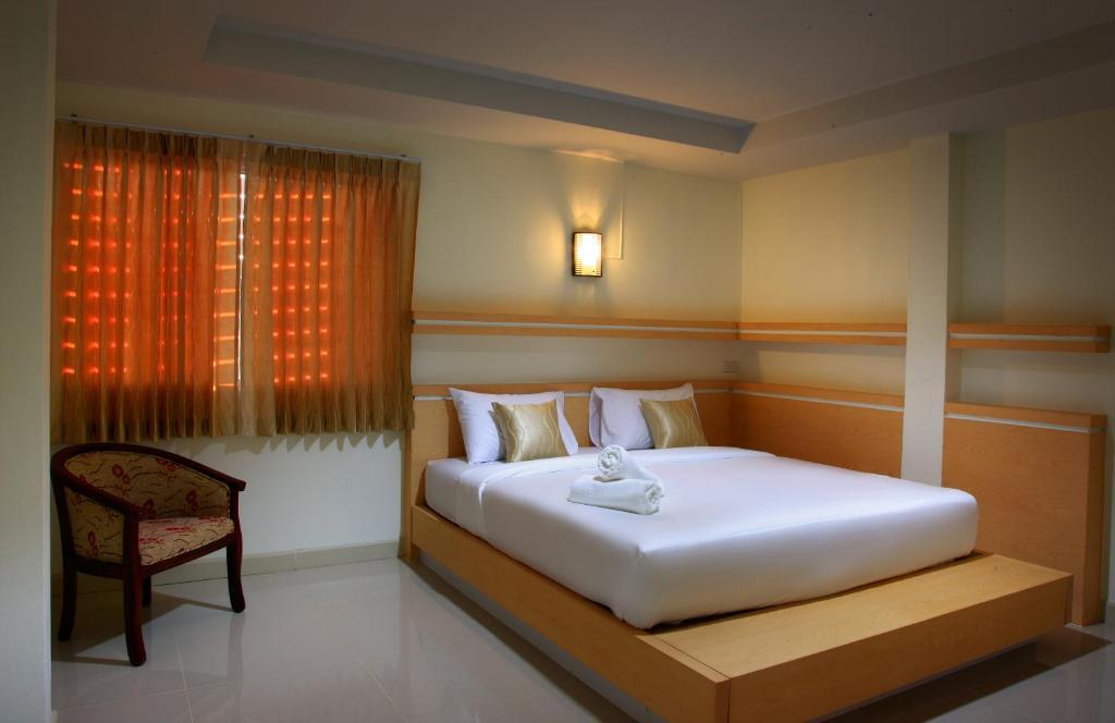 Baan Sanpoom Hotel Phitszanulok Szoba fotó