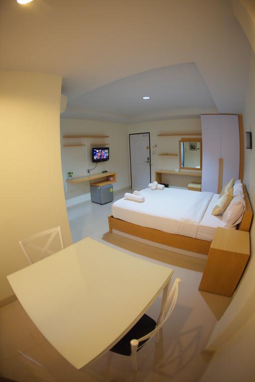 Baan Sanpoom Hotel Phitszanulok Kültér fotó